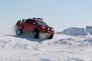 Arctic Trucks Toyota Hilux Invincible AT38 2007 года 